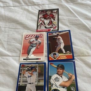 Set of five sports cards 4 baseball 1 hockey